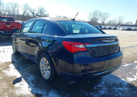 2013 Chrysler 200 Lx из США, поврежденный, VIN 1C3CCBAG2DN724572